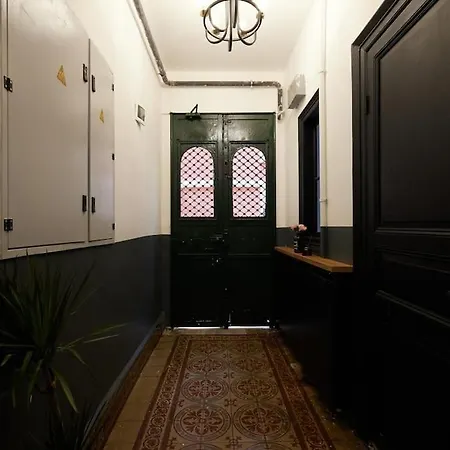 Charming 3br 2bath Ac In Center - Santur D2 Appartement *