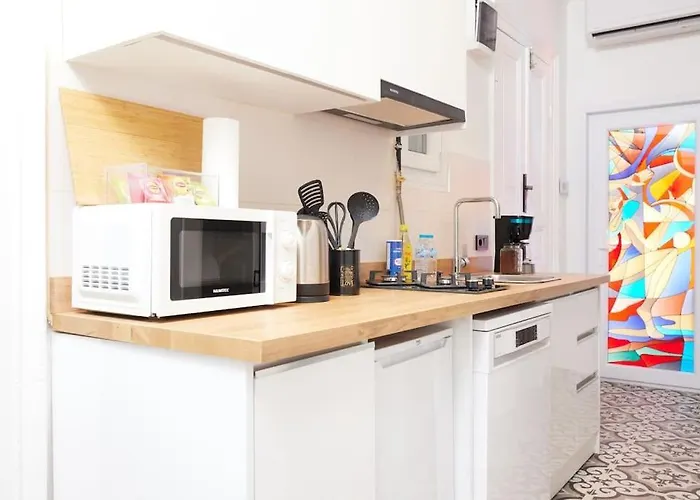 Daire Charming 3br 2bath Ac In Center - Santur D2 *